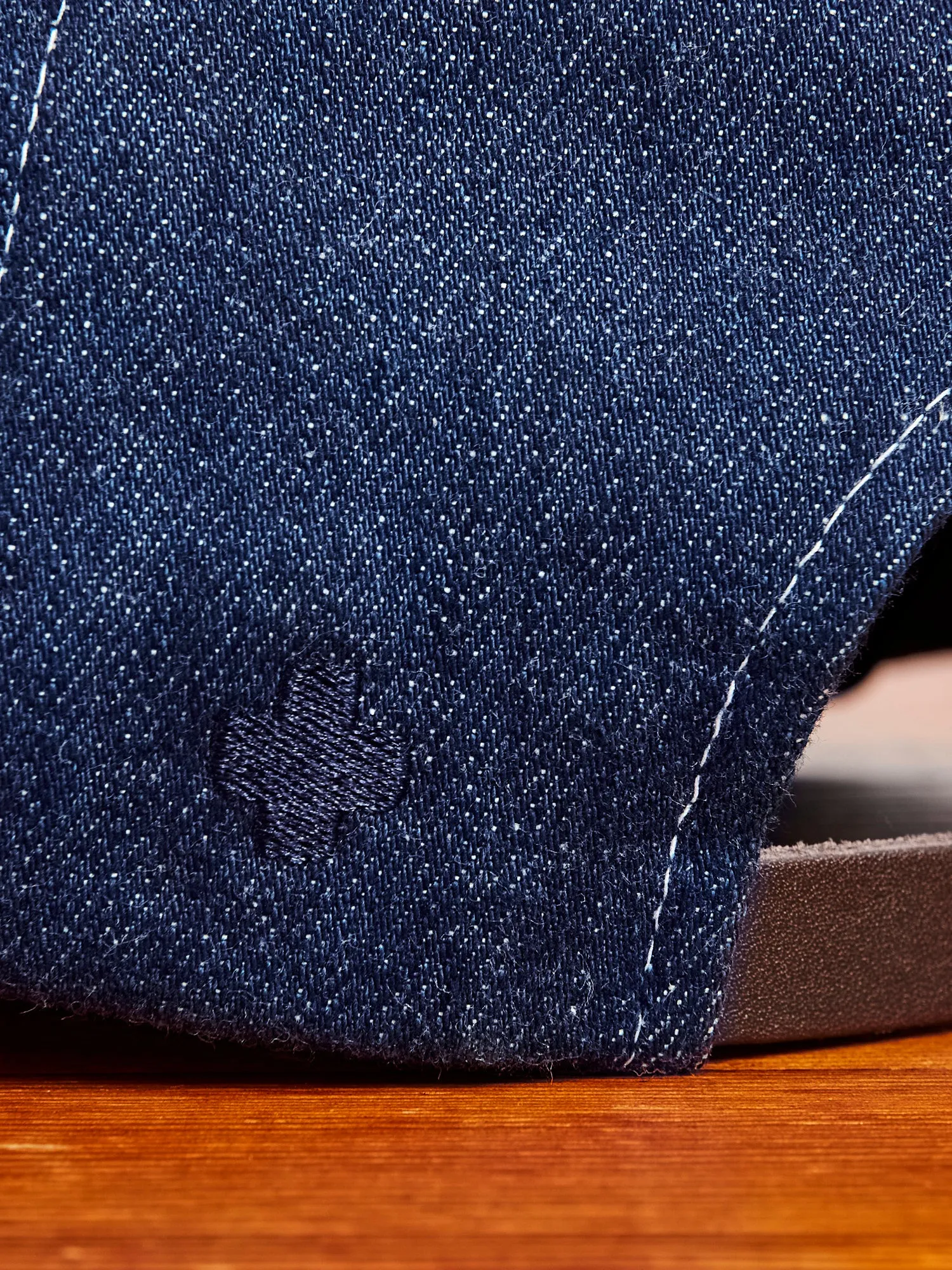 6-Panel Denim Cap in Indigo