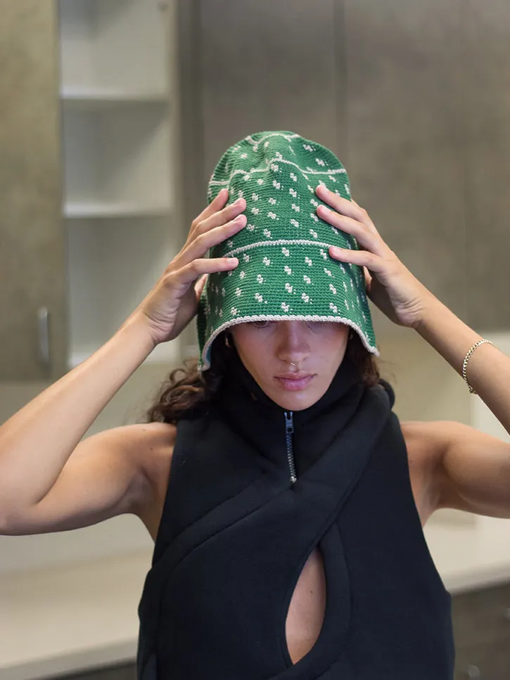 A Hat Named Wanda, Juniper