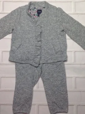 Baby Gap GRAY & WHITE 2 PC Outfit