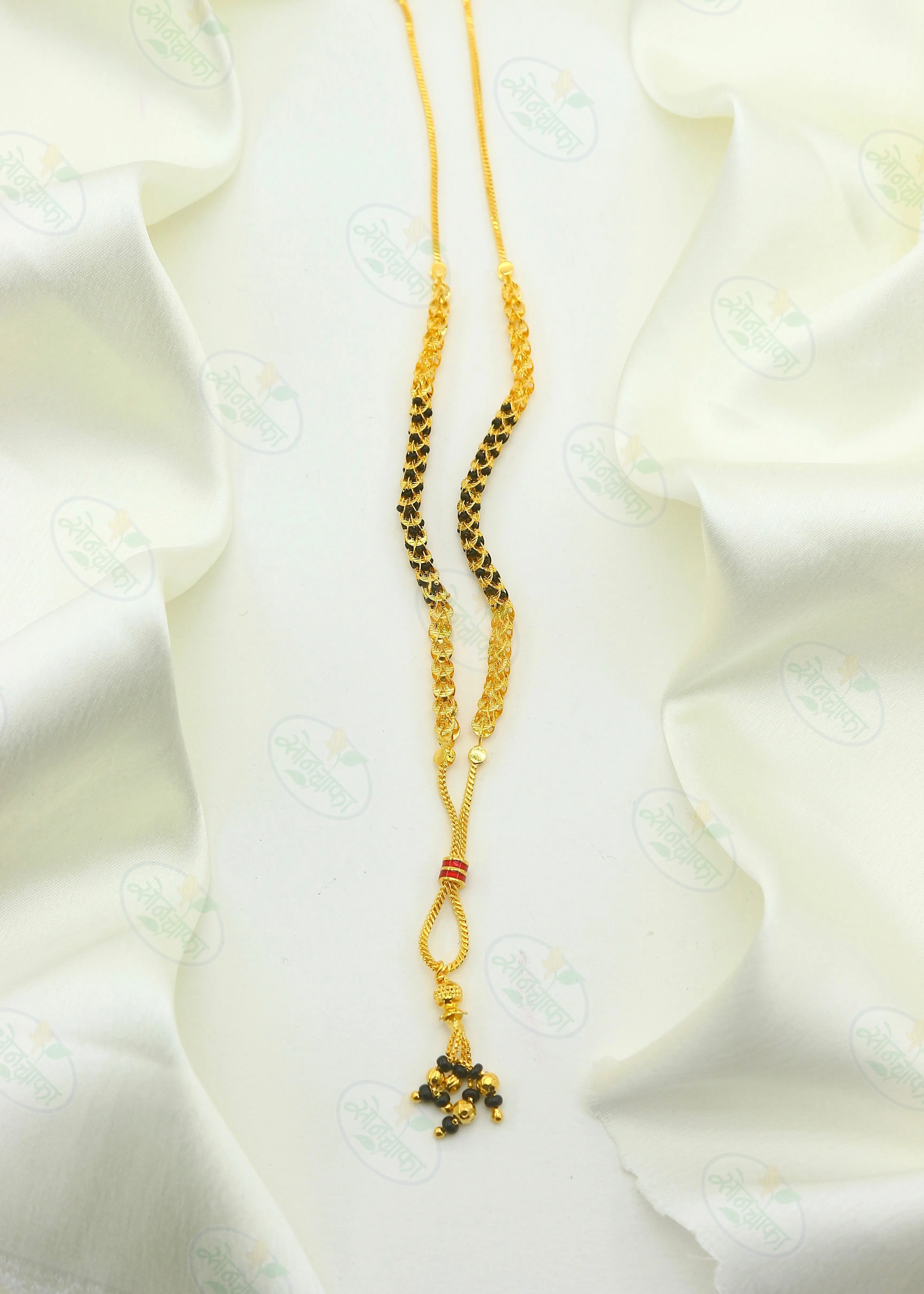 BEAUTIFUL DAINTY MANGALSUTRA