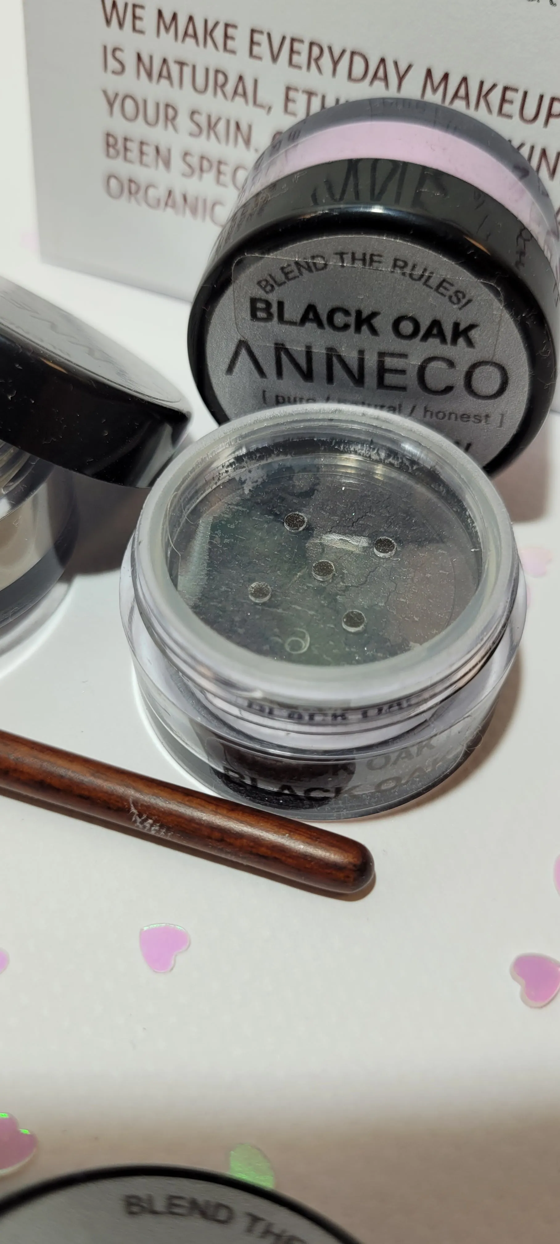 Black Oak Eyeshadow