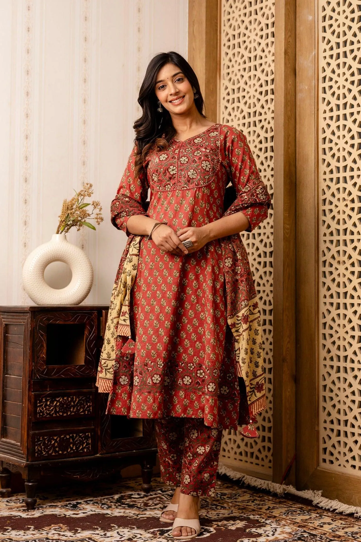Jaipuri Print Anarkali Kurti Pant and Dupatta Set