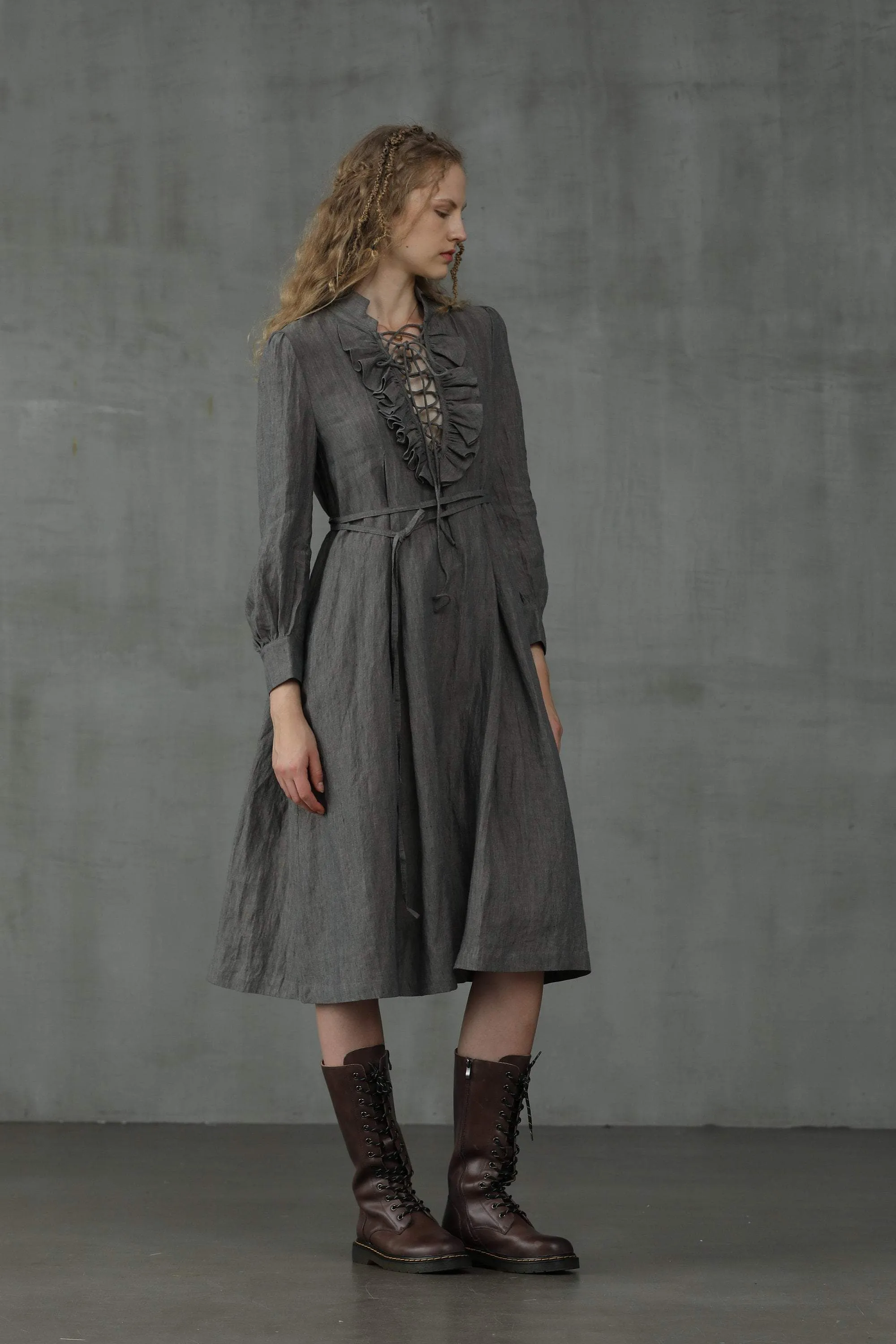 Lady Pearl 17 | Lace-up Linen Dress