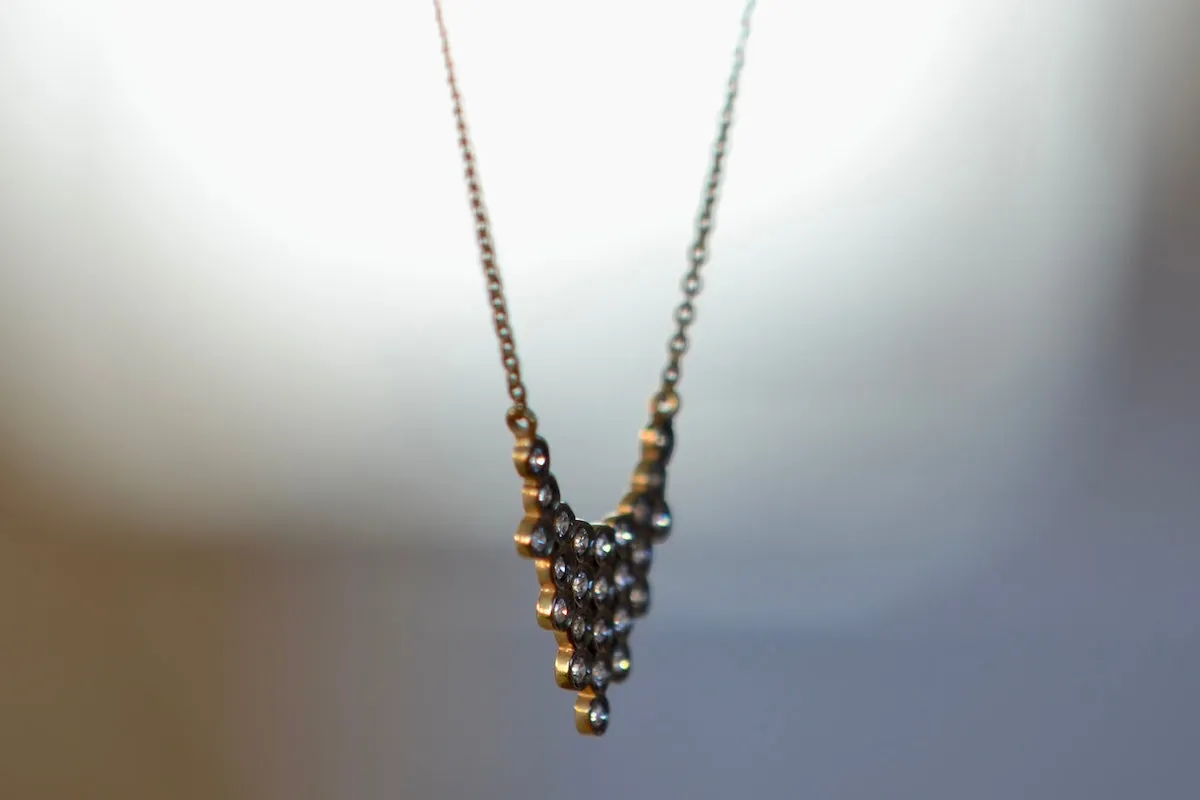 Pétale Necklace