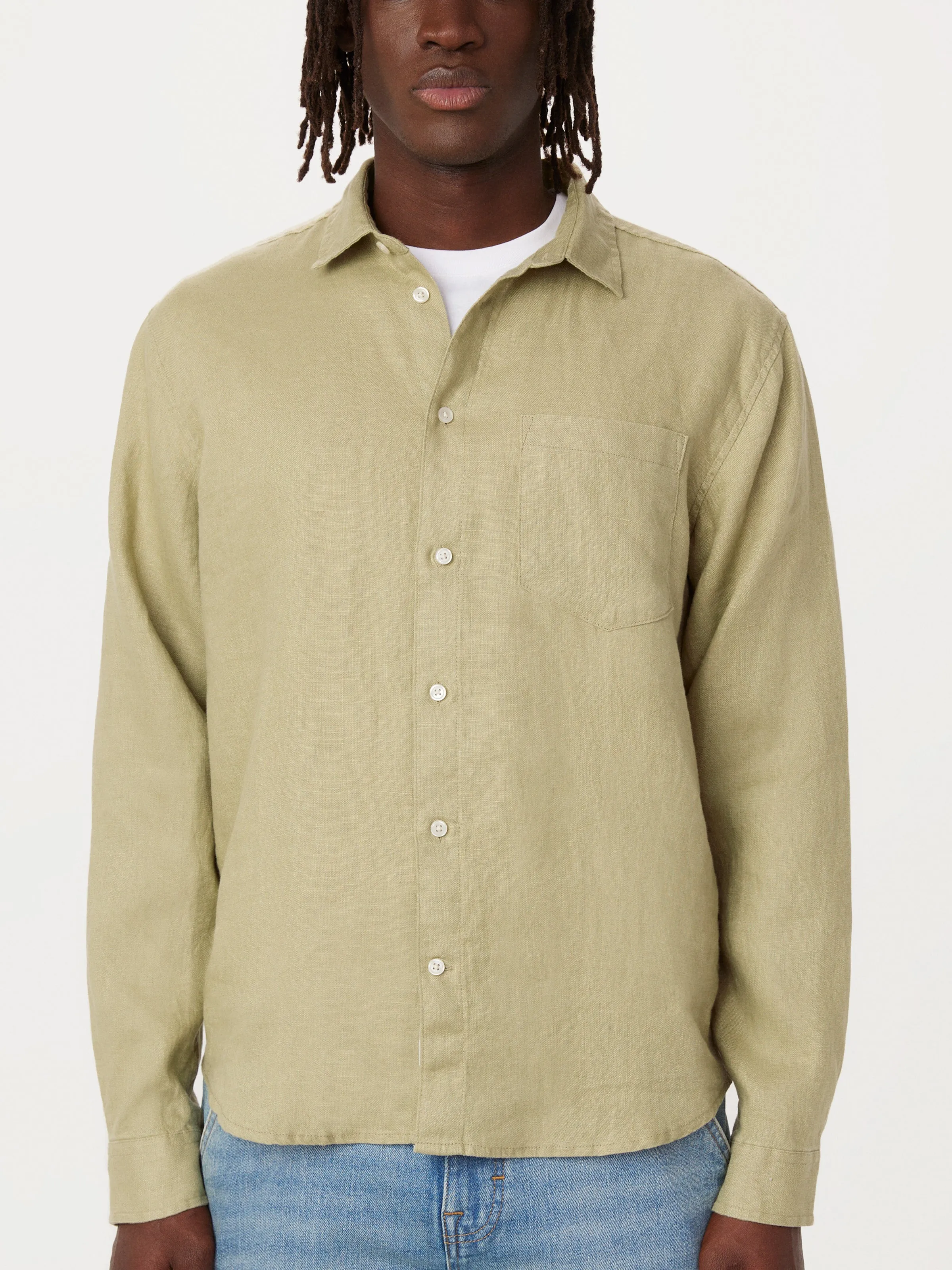 The Linen Shirt in Cardamom